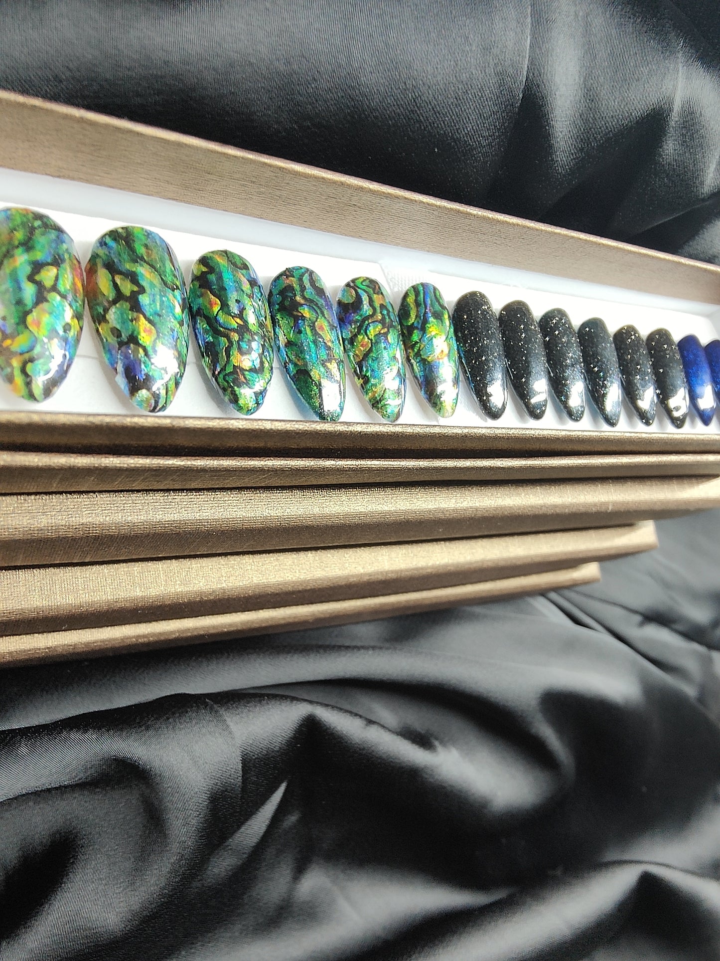 Pāua inspired nail kits