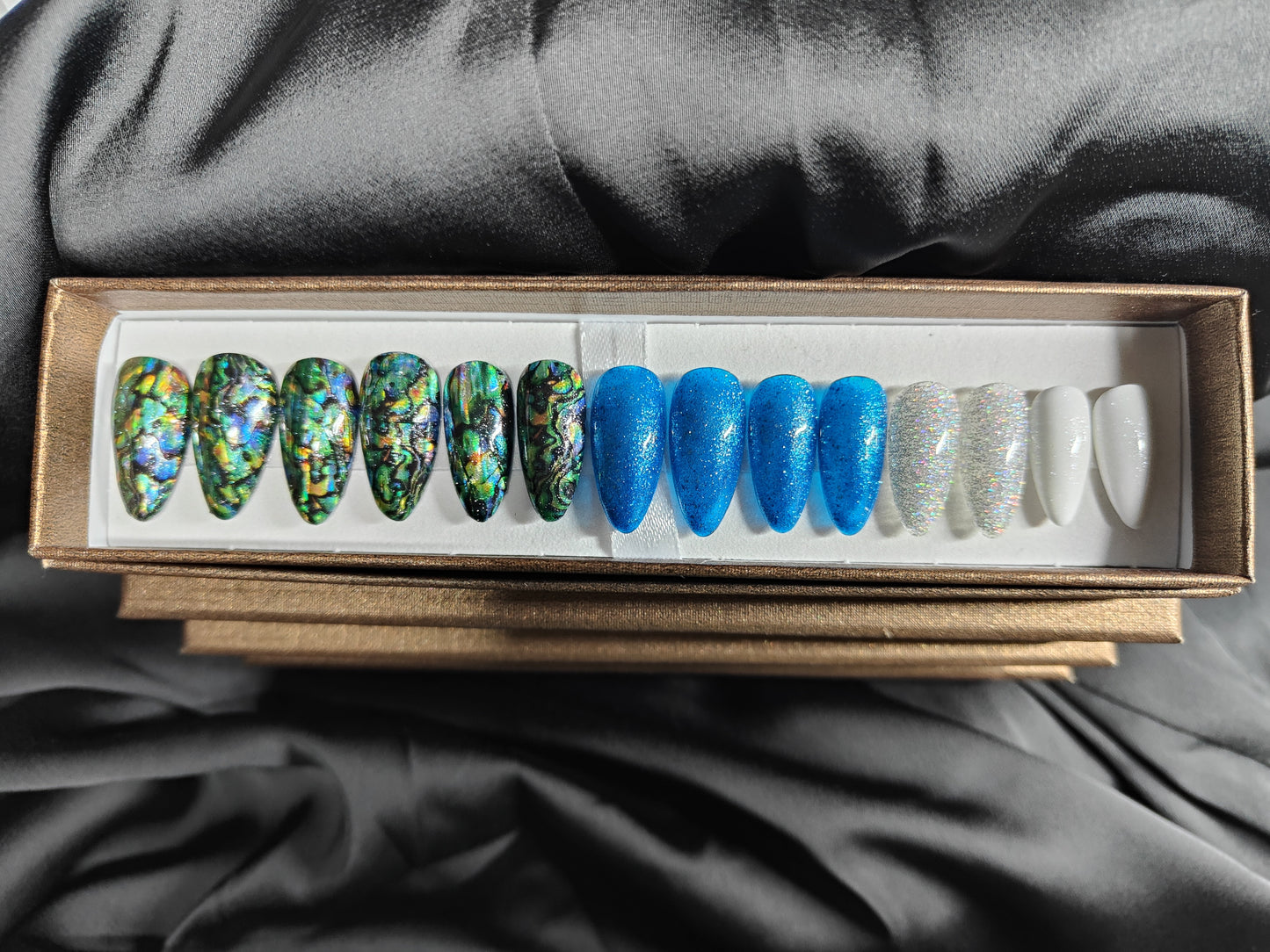 Pāua inspired nail kits