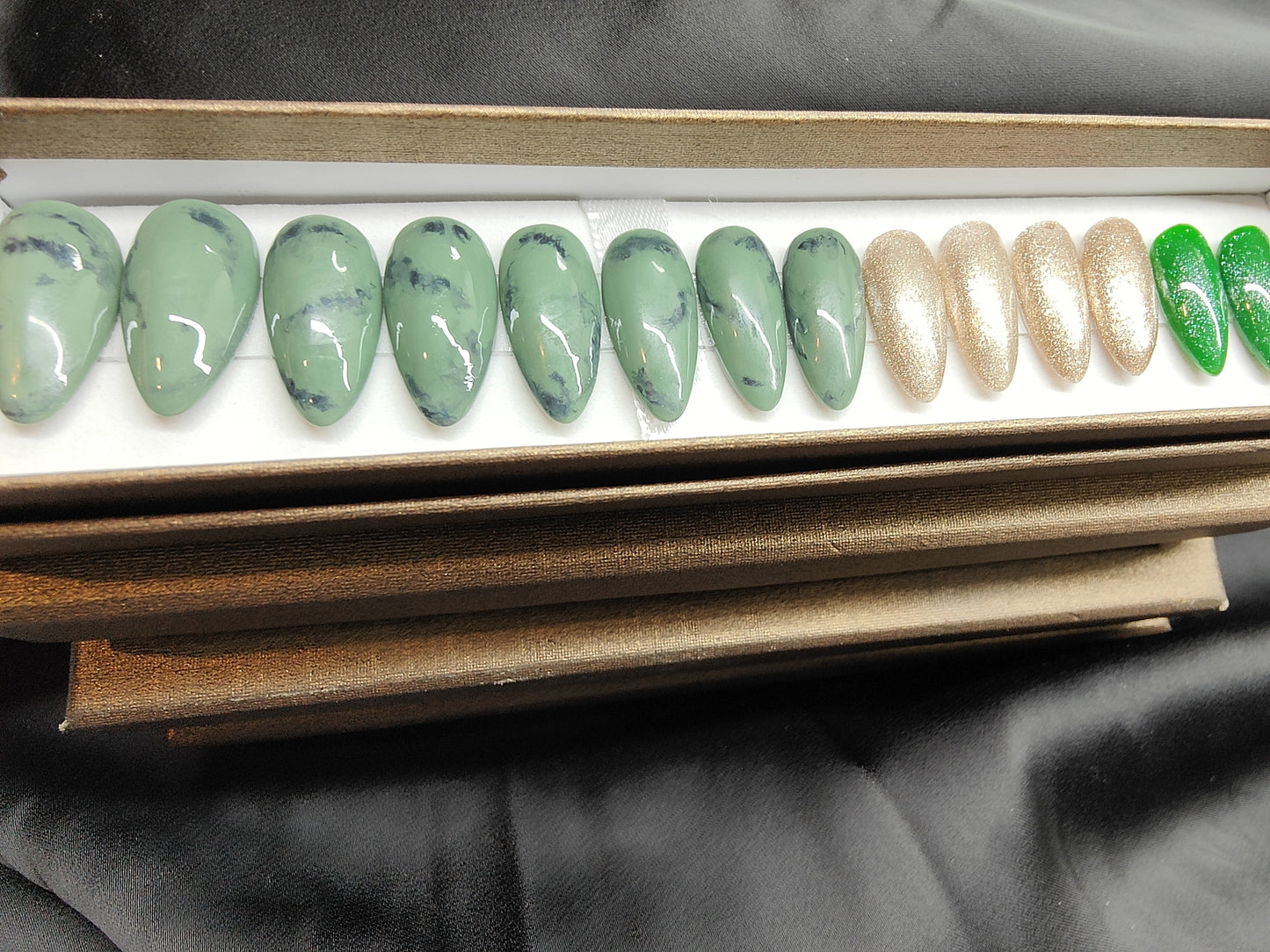 Pounamu+Pāua inspired nail kits