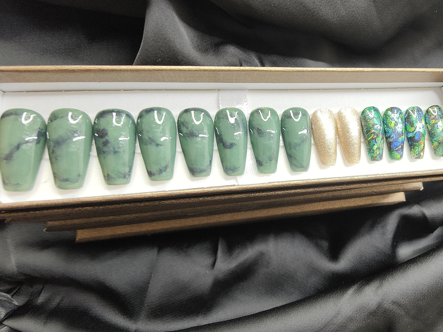 Pounamu+Pāua inspired nail kits