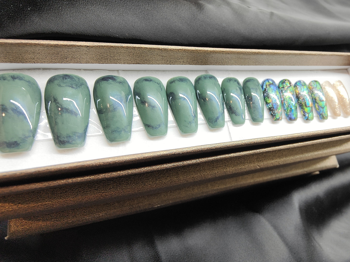 Pounamu+Pāua inspired nail kits