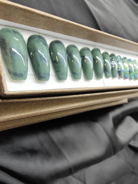 Pounamu+Pāua inspired nail kits