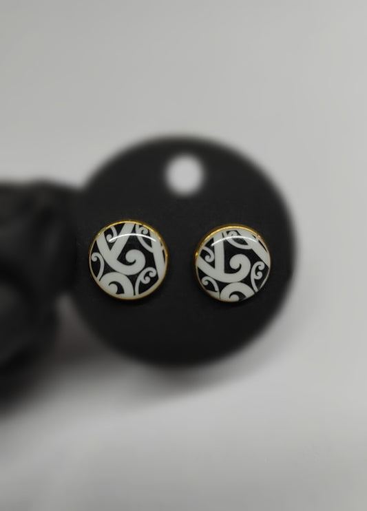 Ma Gold Studs