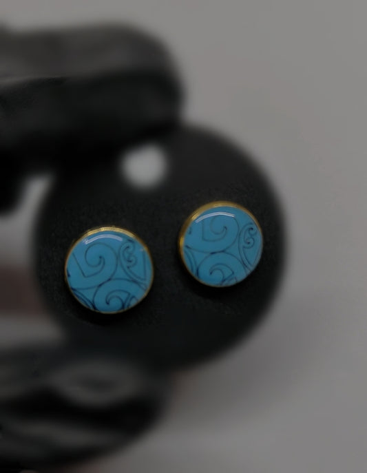 Kikorangi Gold Studs