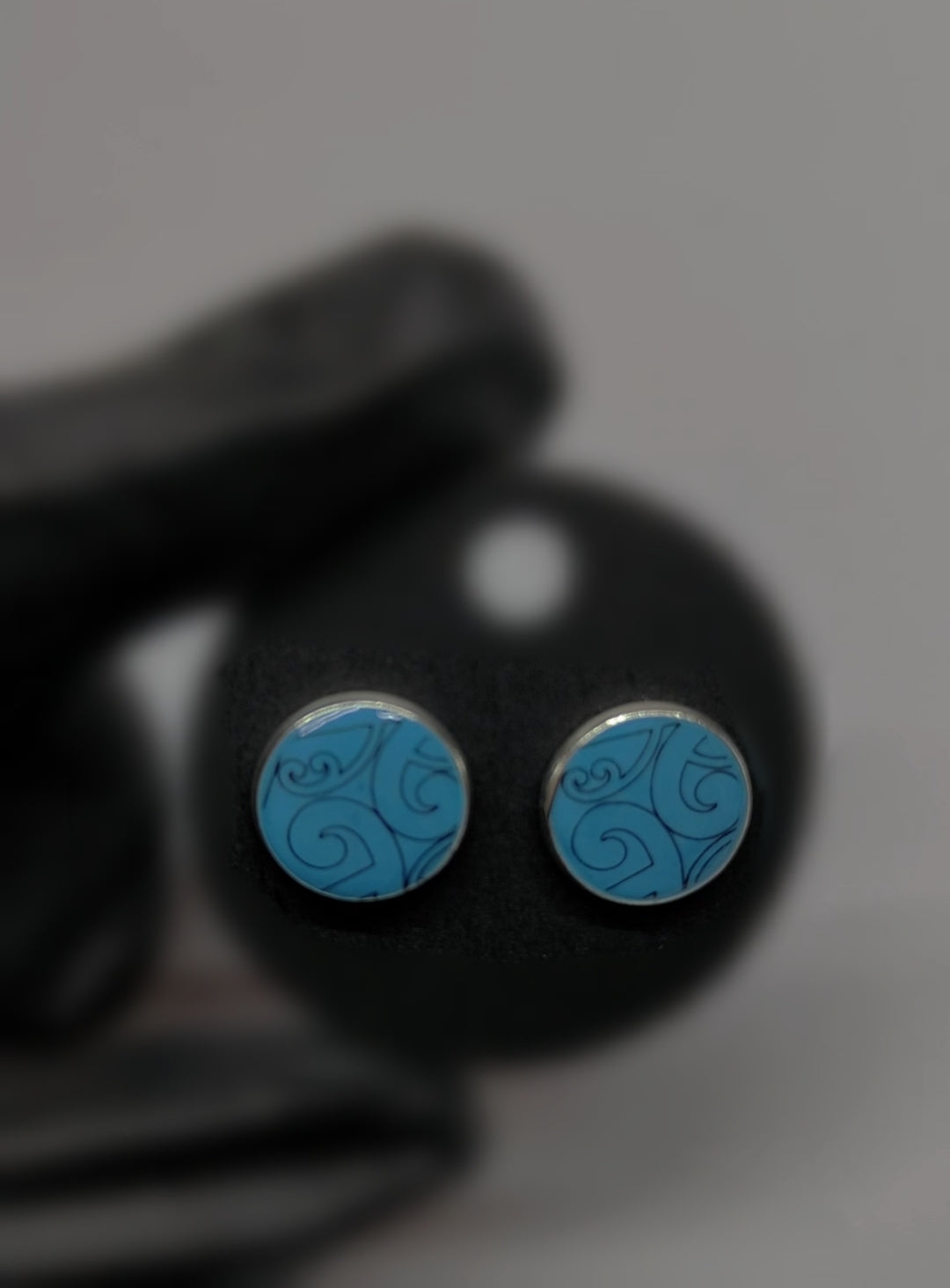 Kikorangi Silver Studs